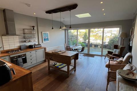 2 bedroom property to rent, Crowthers Hill, Dartmouth