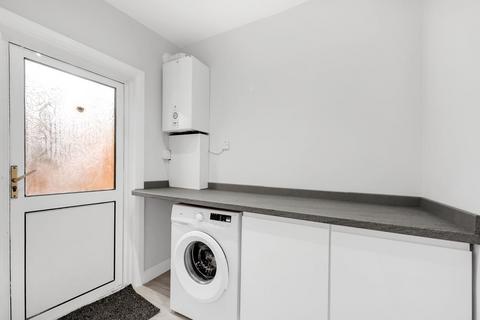 2 bedroom flat to rent, Margery Park Road, London, E7