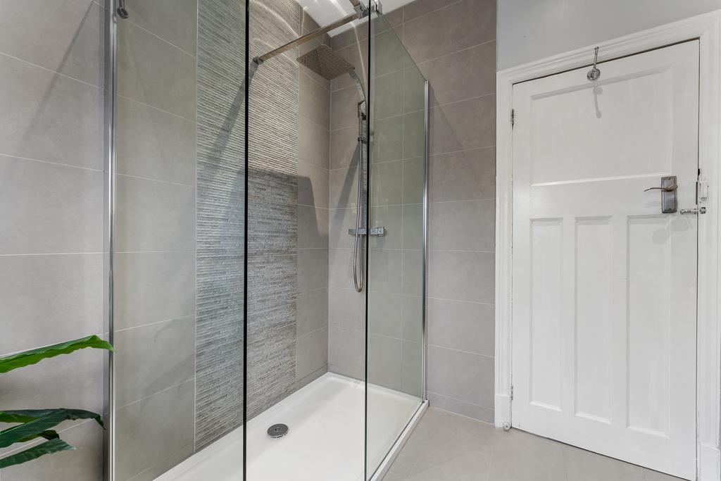 3 WALTON HEATH ROAD-17.jpg