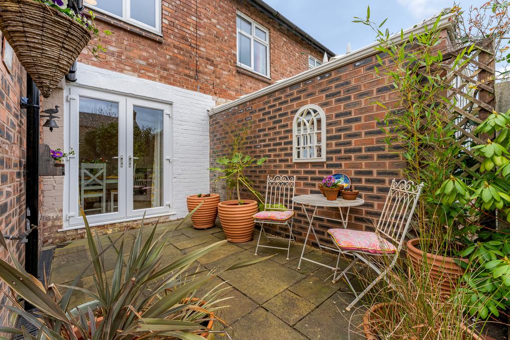 3 WALTON HEATH ROAD-37.jpg