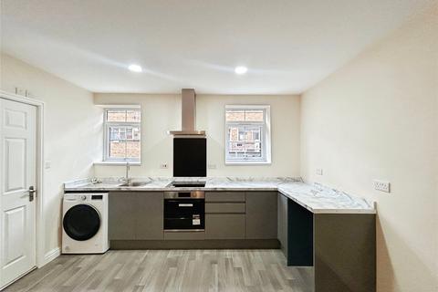 Studio to rent, Albion Walk, Cheltenham, Gloucestershire, GL50