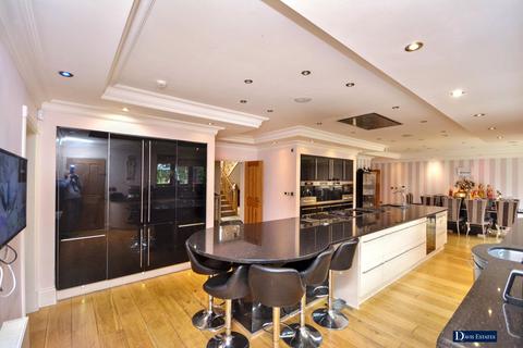 8 bedroom detached house for sale, Freeman Way, Emerson Park, Hornchurch, RM11
