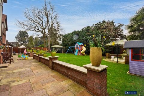 8 bedroom detached house for sale, Freeman Way, Emerson Park, Hornchurch, RM11