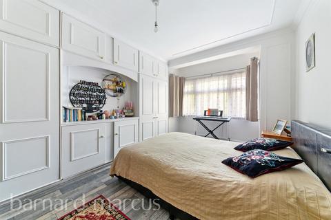 3 bedroom end of terrace house for sale, Tamworth Lane, Mitcham