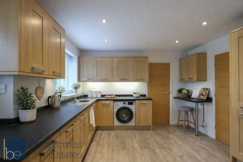 4 bedroom detached house to rent, Worthington Road, Balderton