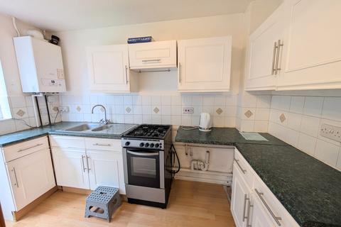 undefined, Richard Close, Kettering, NN15