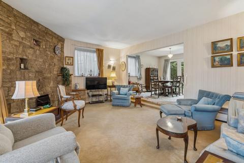 4 bedroom detached bungalow for sale, Parkside, High Wycombe HP14