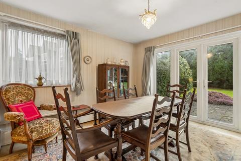 4 bedroom detached bungalow for sale, Parkside, High Wycombe HP14