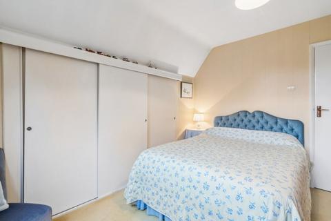 4 bedroom detached bungalow for sale, Parkside, High Wycombe HP14