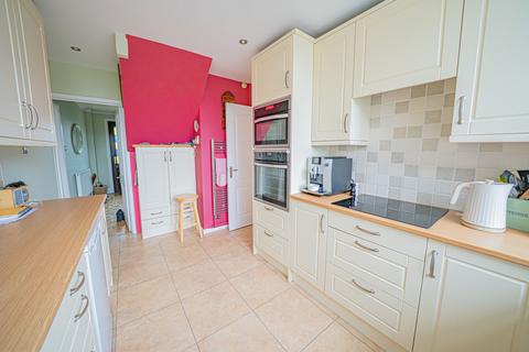 undefined, Kingswood Close, Lapworth, B94