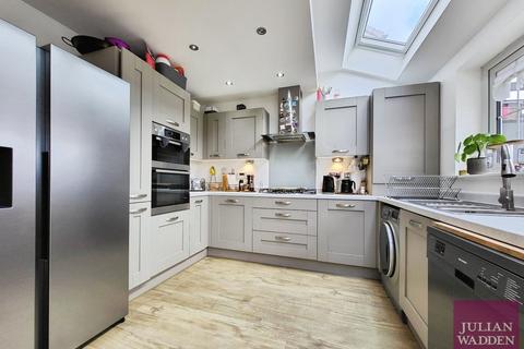 3 bedroom semi-detached house for sale, Brigadier Road, Brinnington, Stockport, SK5