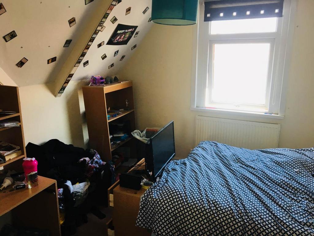 Top Floor Rear Bedro