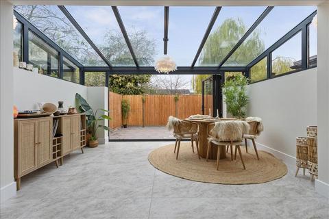 4 bedroom house for sale, Crammond Close, Hammersmith, London, W6