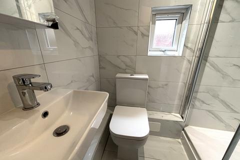 undefined, Knighton Road, Leicester LE2