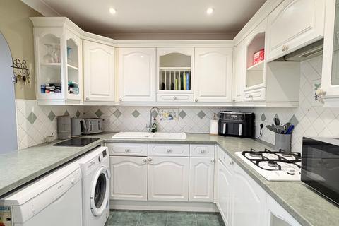 2 bedroom terraced house for sale, Cheviot Drive, Dibden, SO45