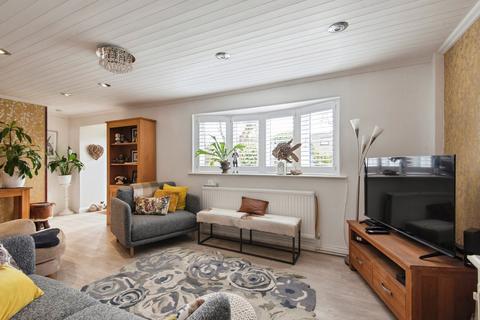 undefined, Canterbury Way, Stevenage, Hertfordshire, SG1
