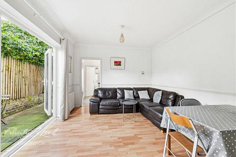 2 bedroom flat for sale, Coldbath Street, London SE13