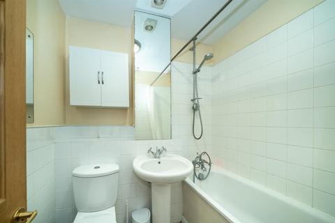 2 bedroom terraced house for sale, Berkeley Close, Abbots Langley