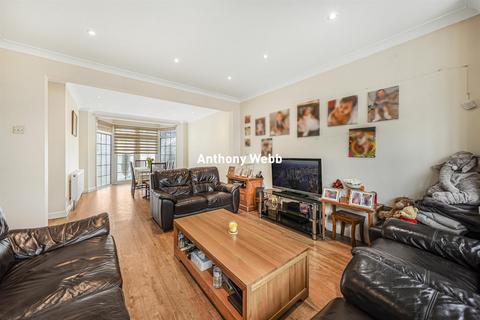 undefined, Mayfair Gardens, Tottenham, N17