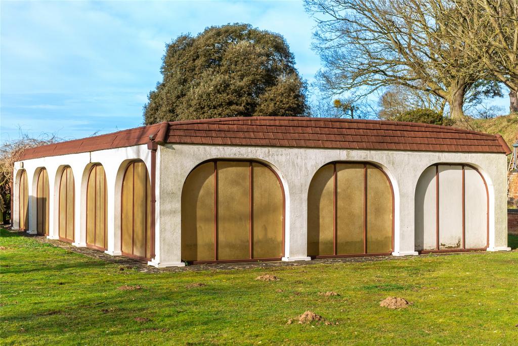 Outbuilding