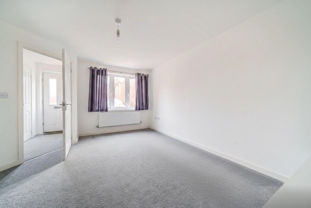 Lounge - Ewe Move Swindon South