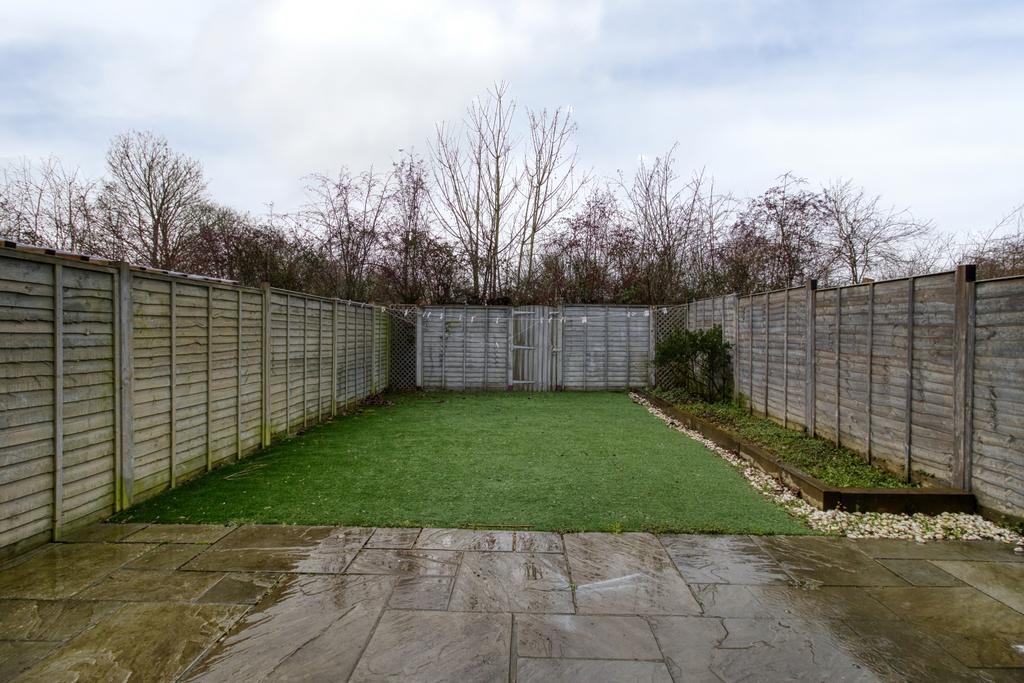 Garden - Ewe Move Swindon South