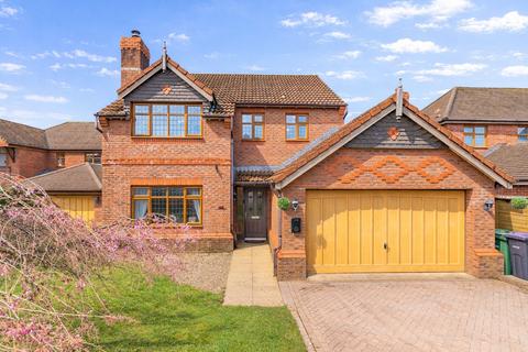 4 bedroom detached house for sale, The Manor, Llantarnam, NP44