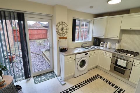 2 bedroom terraced house for sale, Loxley Way, Brough