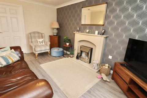 2 bedroom terraced house for sale, Loxley Way, Brough