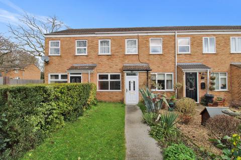 2 bedroom terraced house for sale, Crediton Close, Bedford, MK40