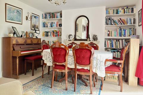 undefined, TAVISTOCK PL19