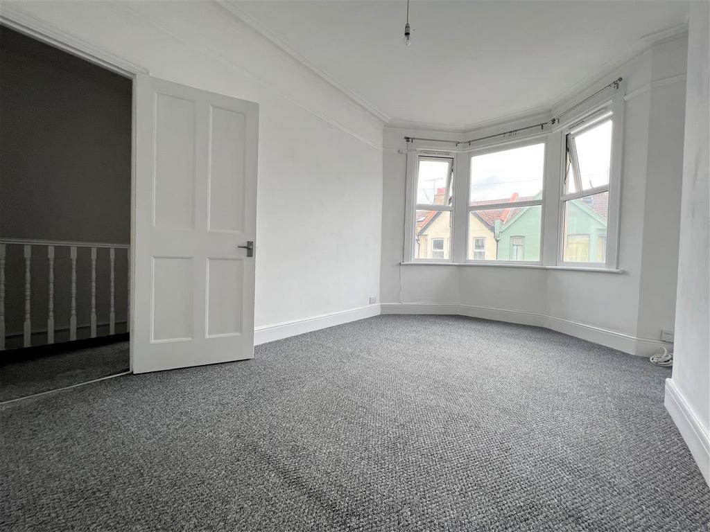 Living Room.jpg