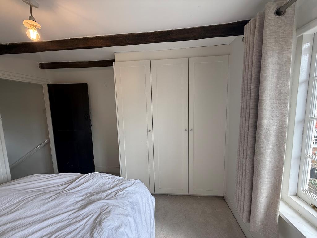 Cloakroom/wc