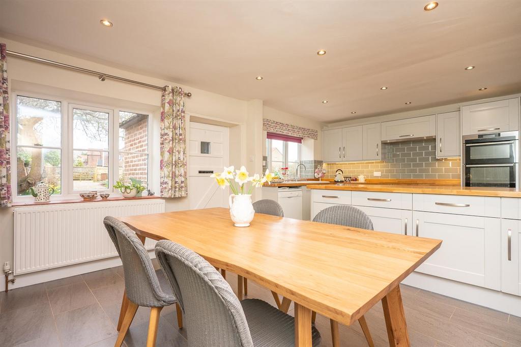 10 Bears Road,Paston-34.jpg