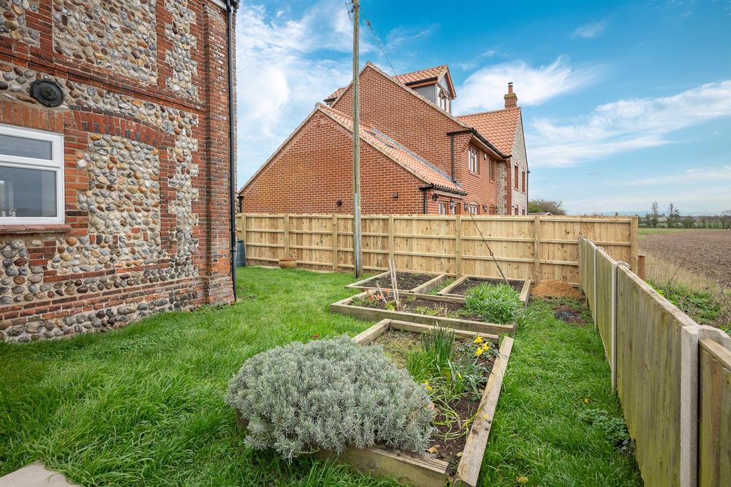 10 Bears Road,Paston-24.jpg
