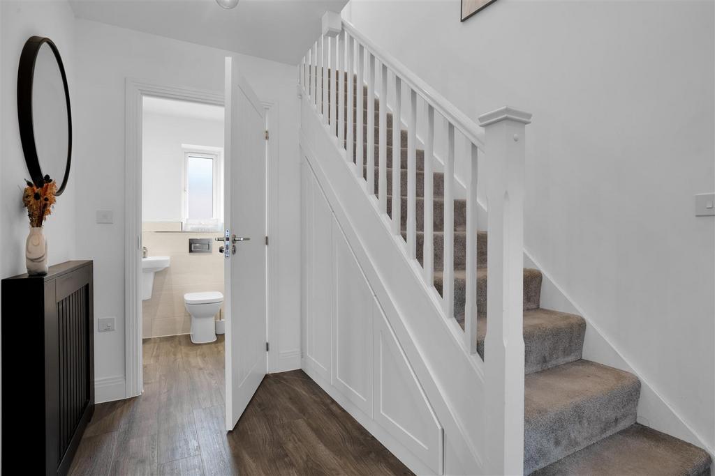 Hallway and wc