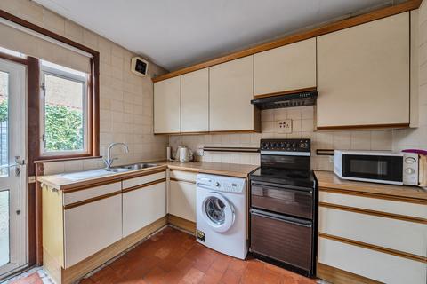 undefined, Perry Vale, London