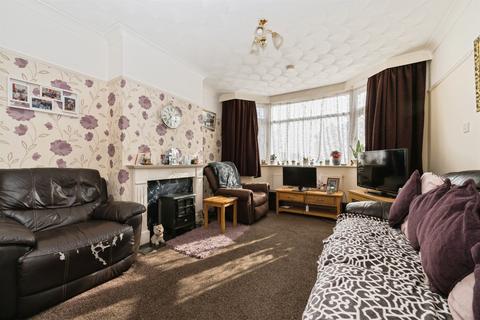 3 bedroom semi-detached house for sale, Claremont Crescent, Southampton