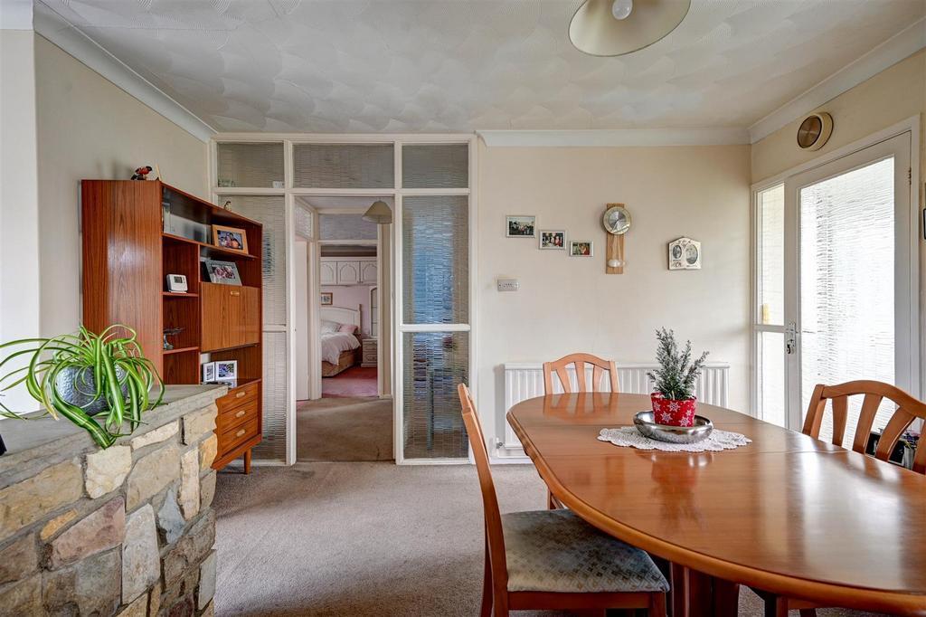 Dining area.jpg