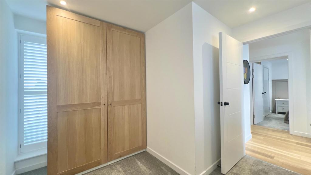 Principal bedroom