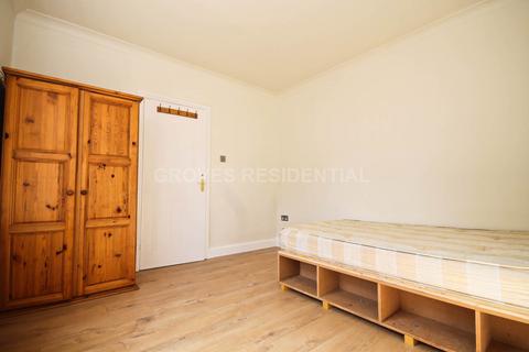 undefined, Burlington Road, New Malden