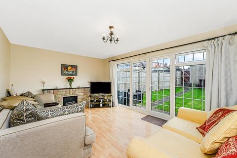 3 bedroom terraced house for sale, Waltham Way, Chingford
