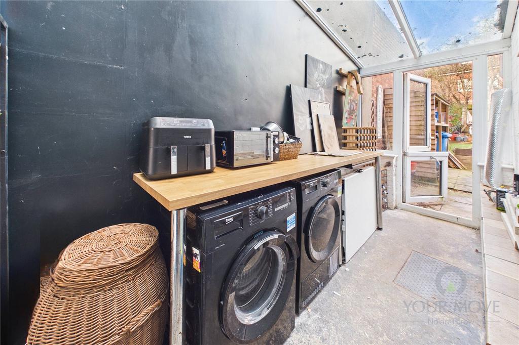 Utility/Sunroom