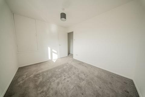 1 bedroom flat for sale, Larch Way, Haywards Heath, RH16