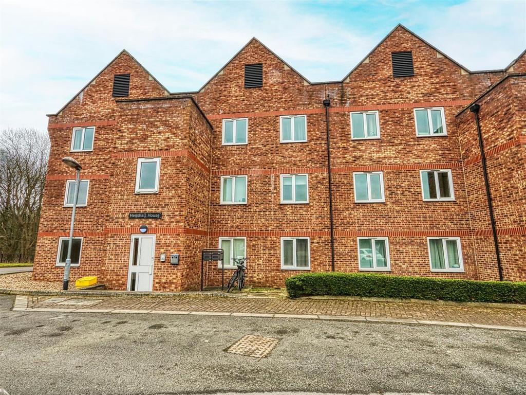 Henshall house front