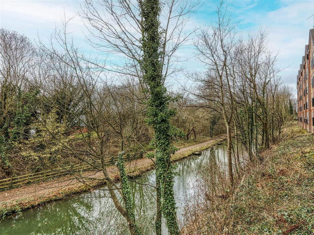 Chesterfield canal