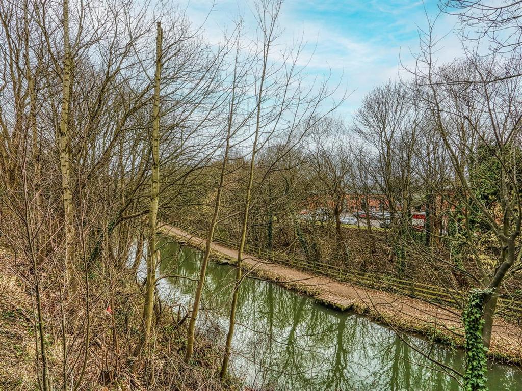 Chesterfield canal