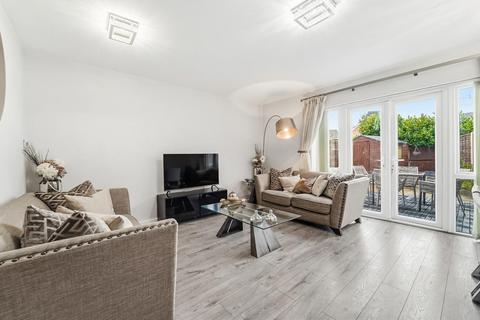 3 bedroom semi-detached house for sale, Parkview Way, Epsom