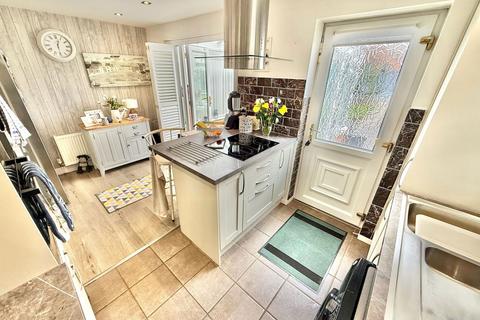 3 bedroom semi-detached house for sale, Wren Street, Dudley DY1