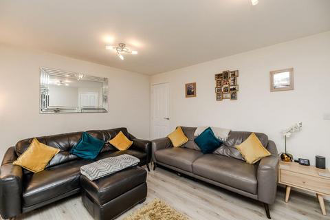 3 bedroom detached house for sale, Hall Drive, Dinnington, Newcastle Upon Tyne
